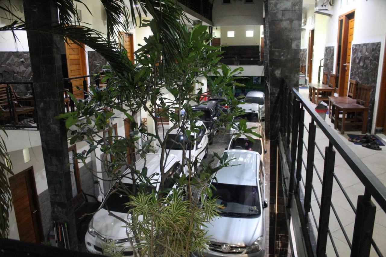 Alora Diponegoro Hotel Probolinggo Exterior foto